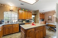 9 Sammy Snead Drive, Hilltop Lakes, TX 77871