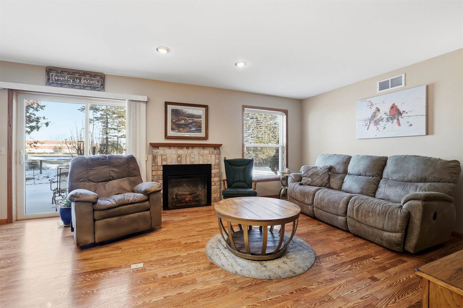 262 White Oak Avenue, Plover, WI 54467