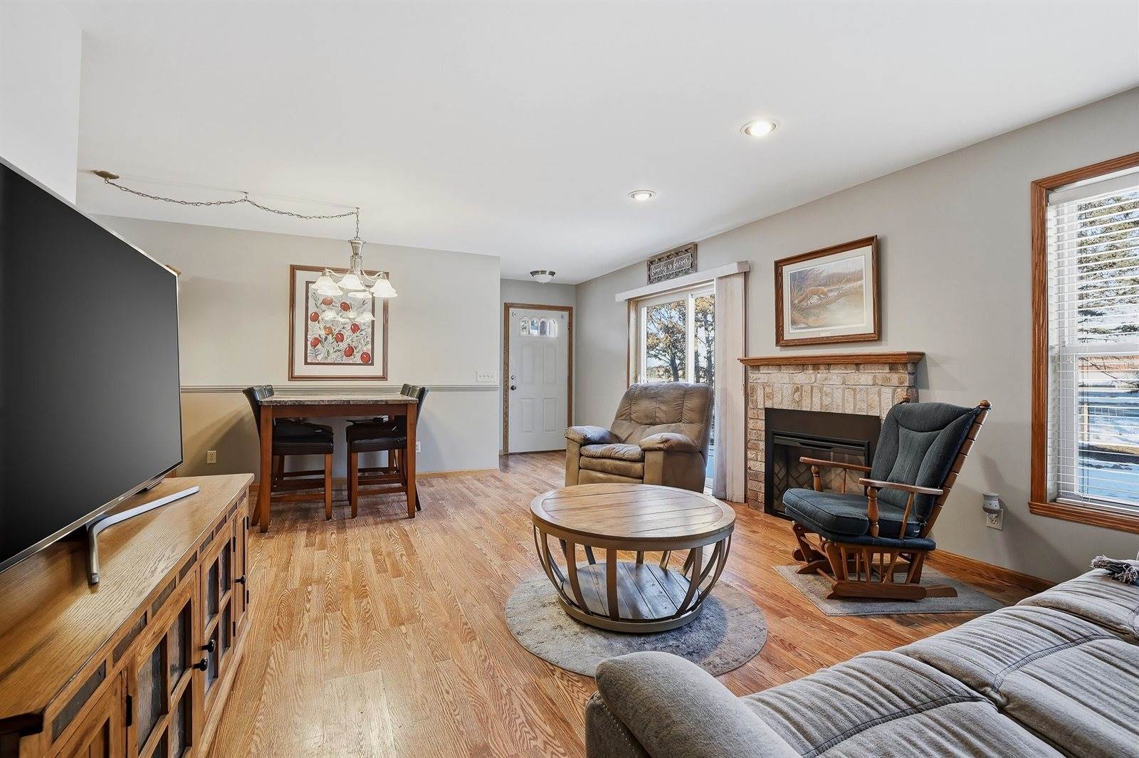 262 White Oak Avenue, Plover, WI 54467