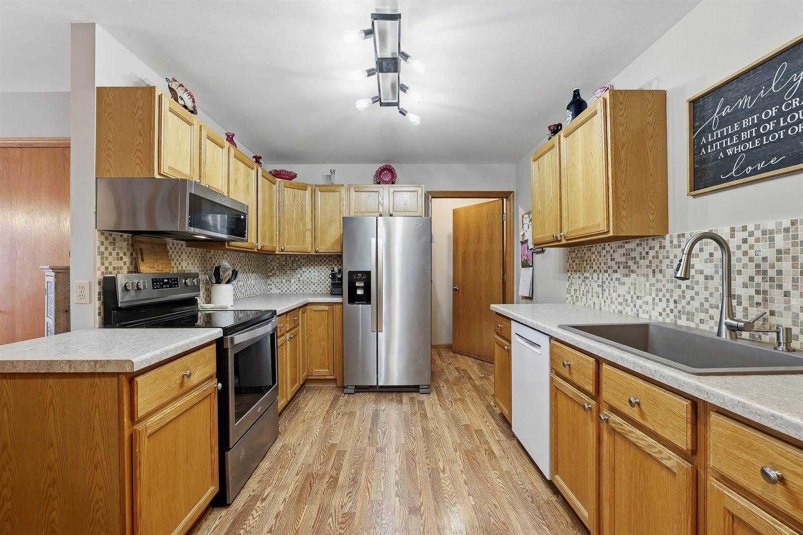 262 White Oak Avenue, Plover, WI 54467