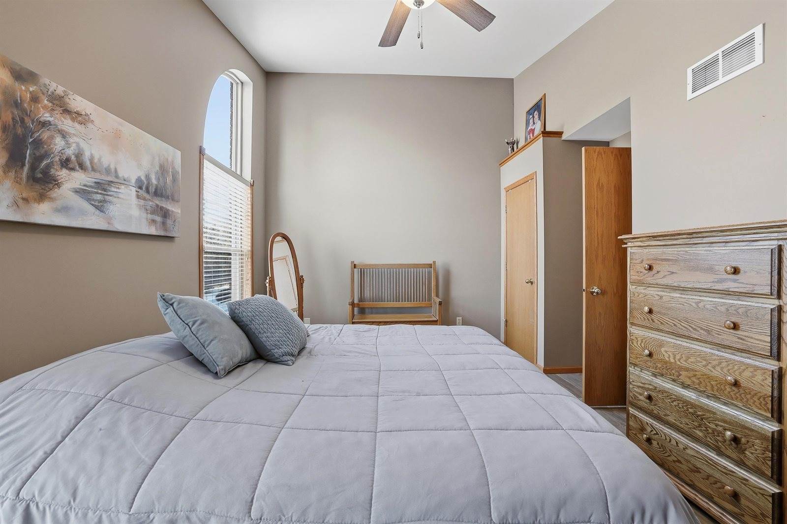 262 White Oak Avenue, Plover, WI 54467