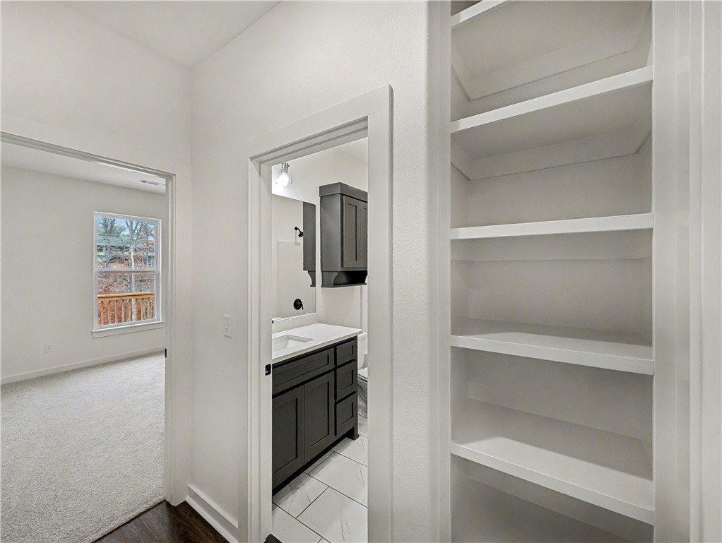 13 Fenchurch Drive, Bella Vista, AR 72715