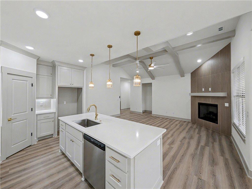 64 Islay Drive, Bella Vista, AR 72715