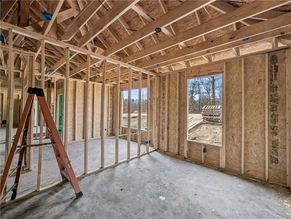 64 Islay Drive, Bella Vista, AR 72715