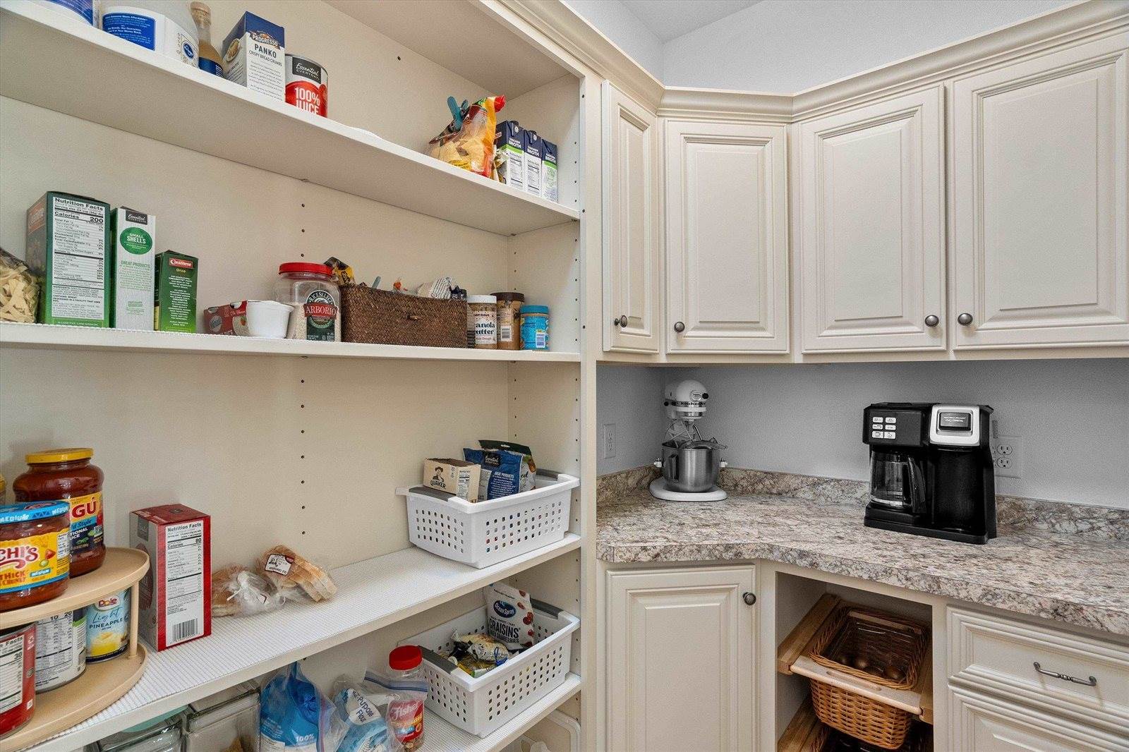 1540 E 20th Street, Marshfield, WI 54449