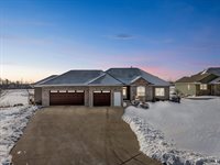 1540 E 20th Street, Marshfield, WI 54449