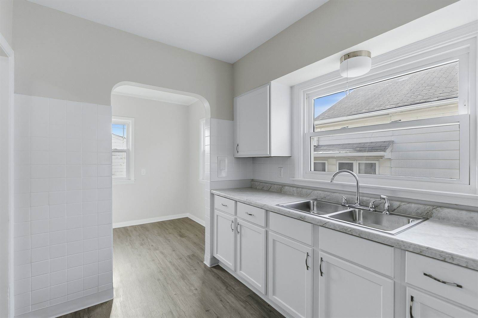 2721 Redwood Avenue, Davenport, IA 52802