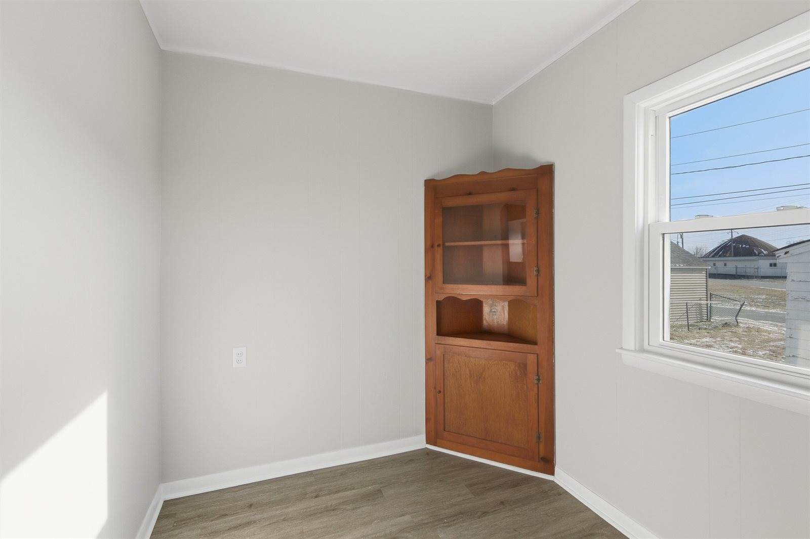 2721 Redwood Avenue, Davenport, IA 52802