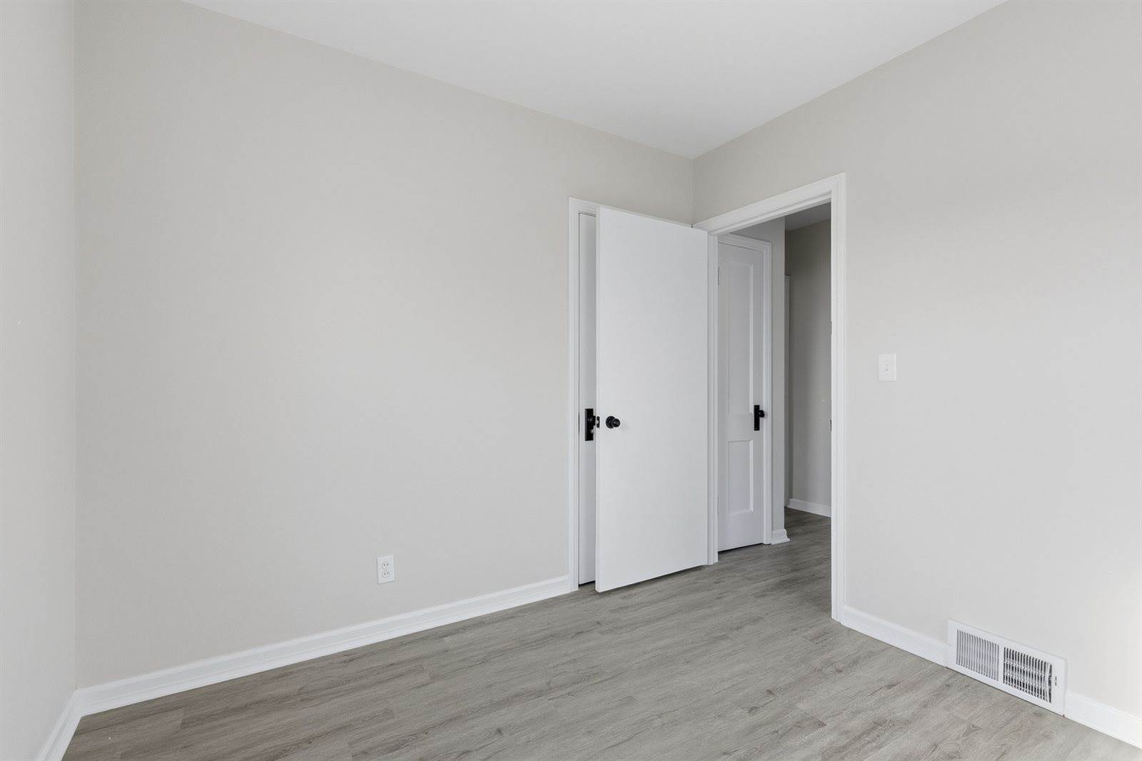 2721 Redwood Avenue, Davenport, IA 52802