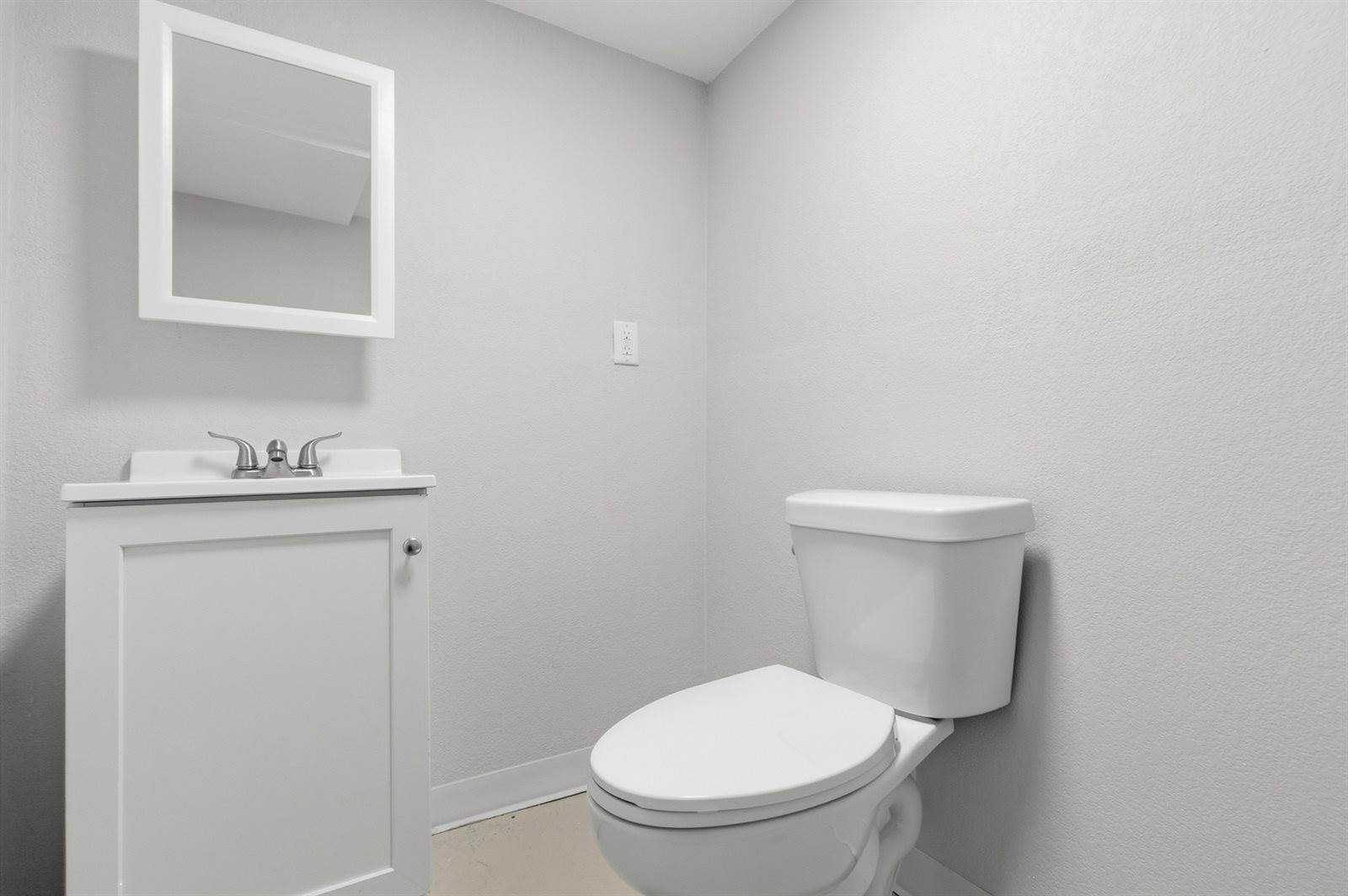 2721 Redwood Avenue, Davenport, IA 52802