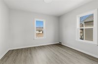 2721 Redwood Avenue, Davenport, IA 52802