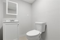 2721 Redwood Avenue, Davenport, IA 52802