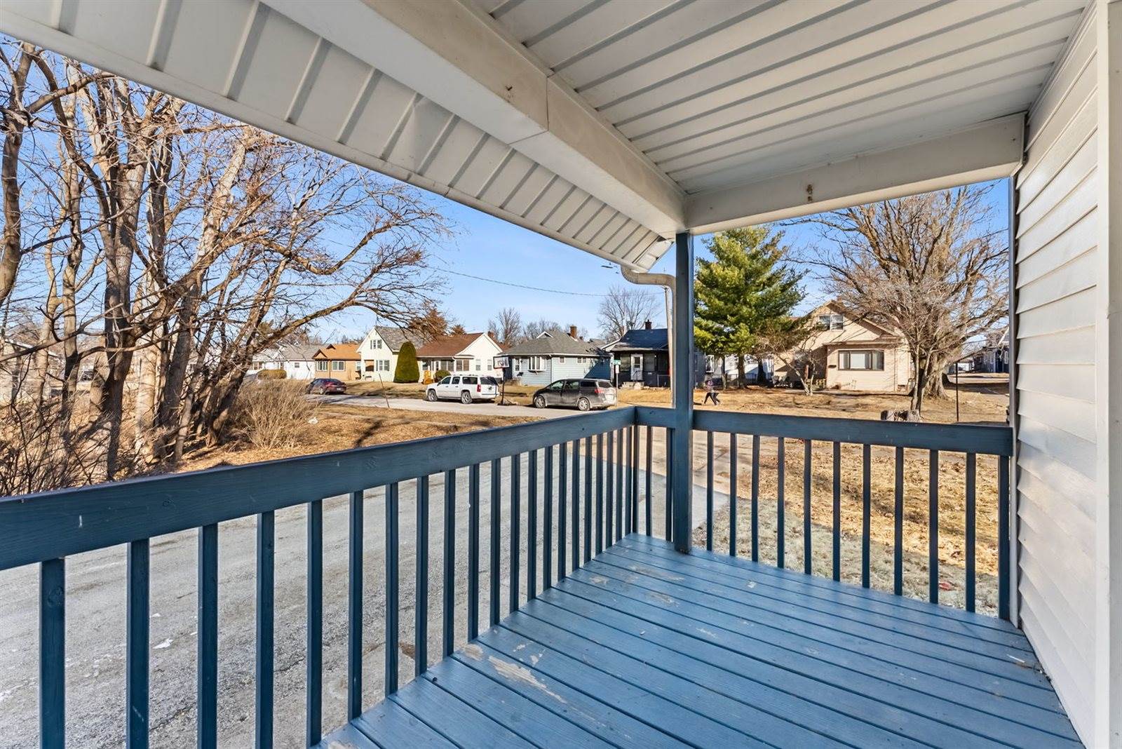 2335-2337 6th Street Court, East Moline, IL 61244