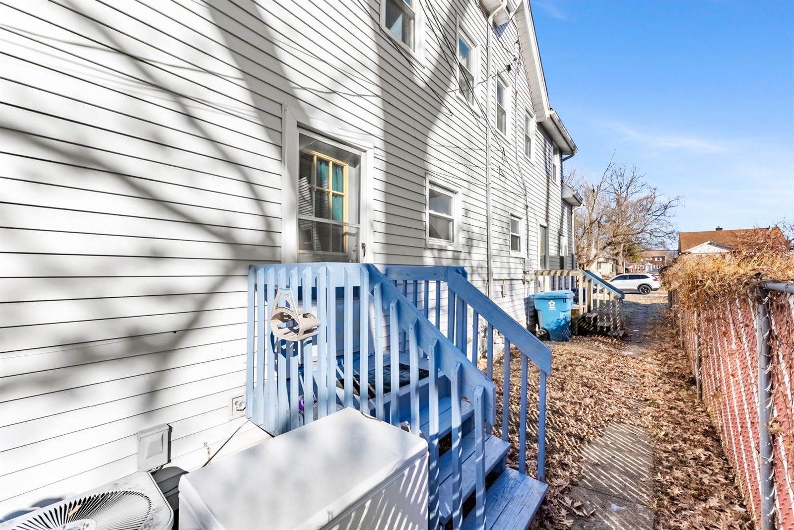 2335-2337 6th Street Court, East Moline, IL 61244