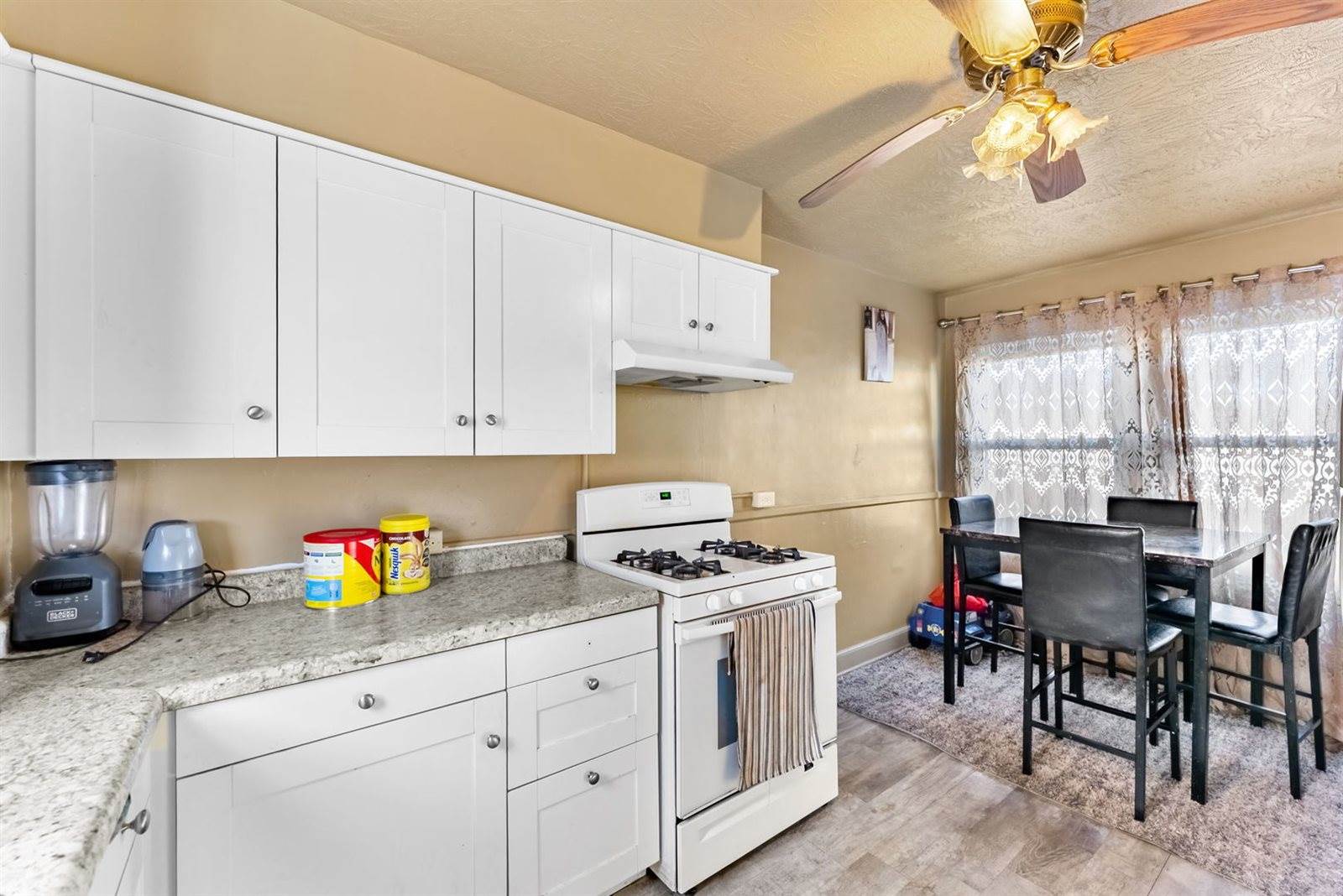 2335-2337 6th Street Court, East Moline, IL 61244