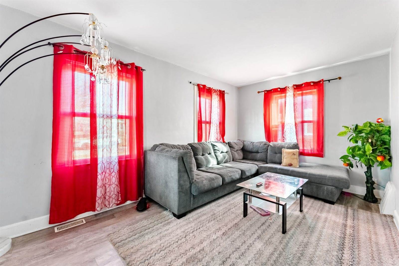 2335-2337 6th Street Court, East Moline, IL 61244