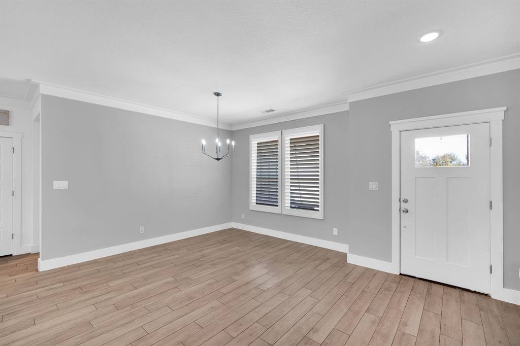 5622 Mesa Loop, Granbury, TX 76048