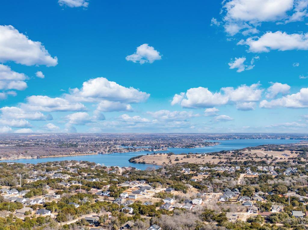 5622 Mesa Loop, Granbury, TX 76048