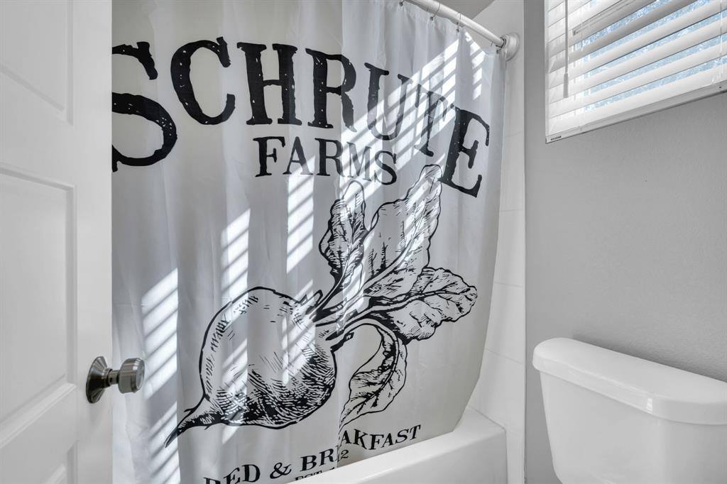 5622 Mesa Loop, Granbury, TX 76048