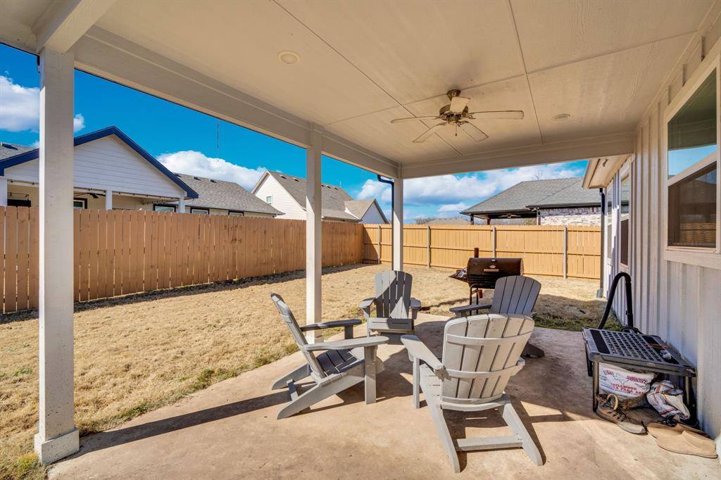 5622 Mesa Loop, Granbury, TX 76048