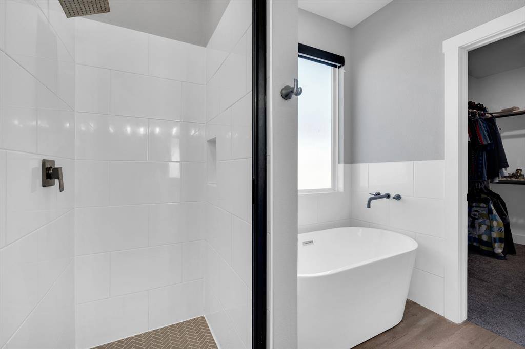 5622 Mesa Loop, Granbury, TX 76048