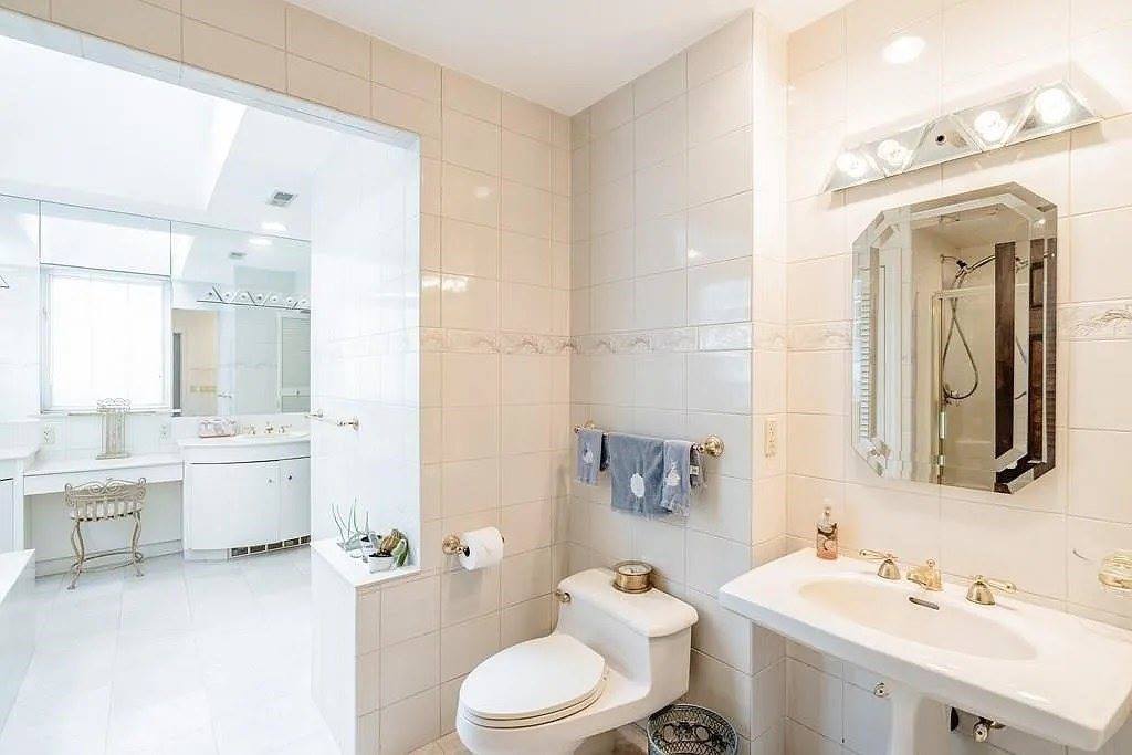 177 Springfield St, Springfield, MA 01107