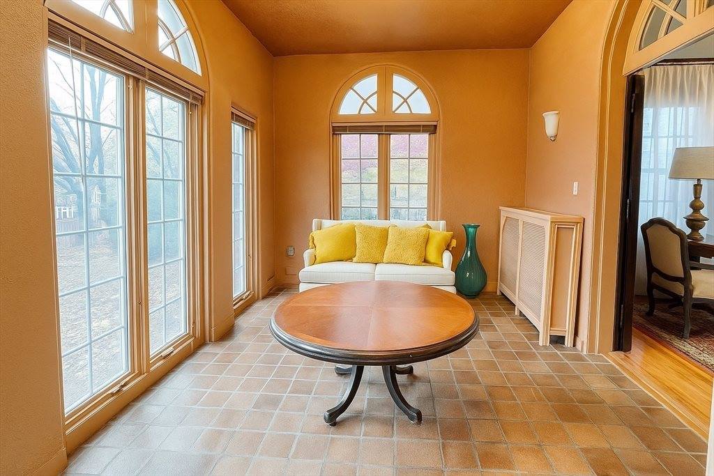 177 Springfield St, Springfield, MA 01107