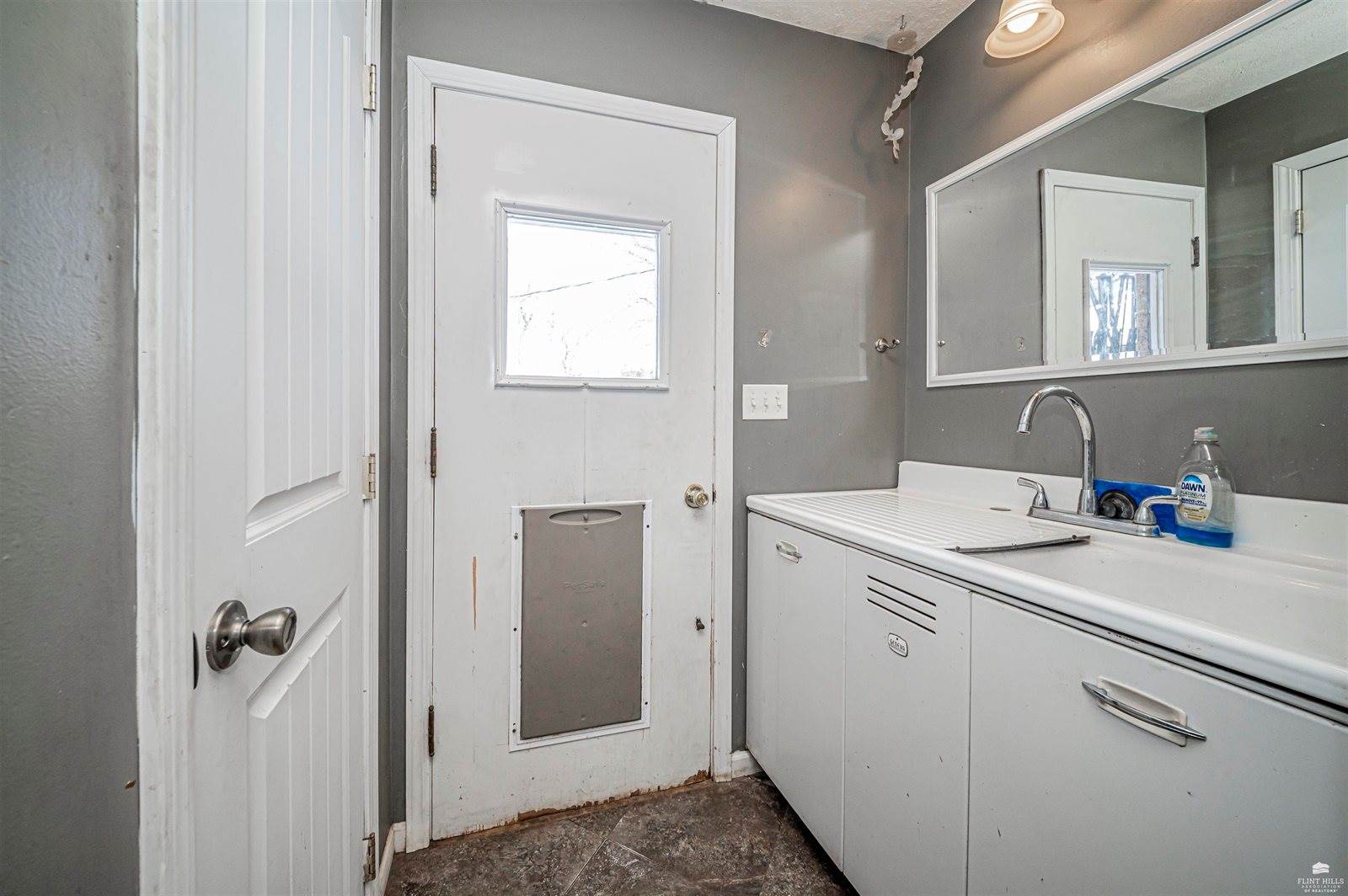 109 NE 13th, Abilene, KS 67410