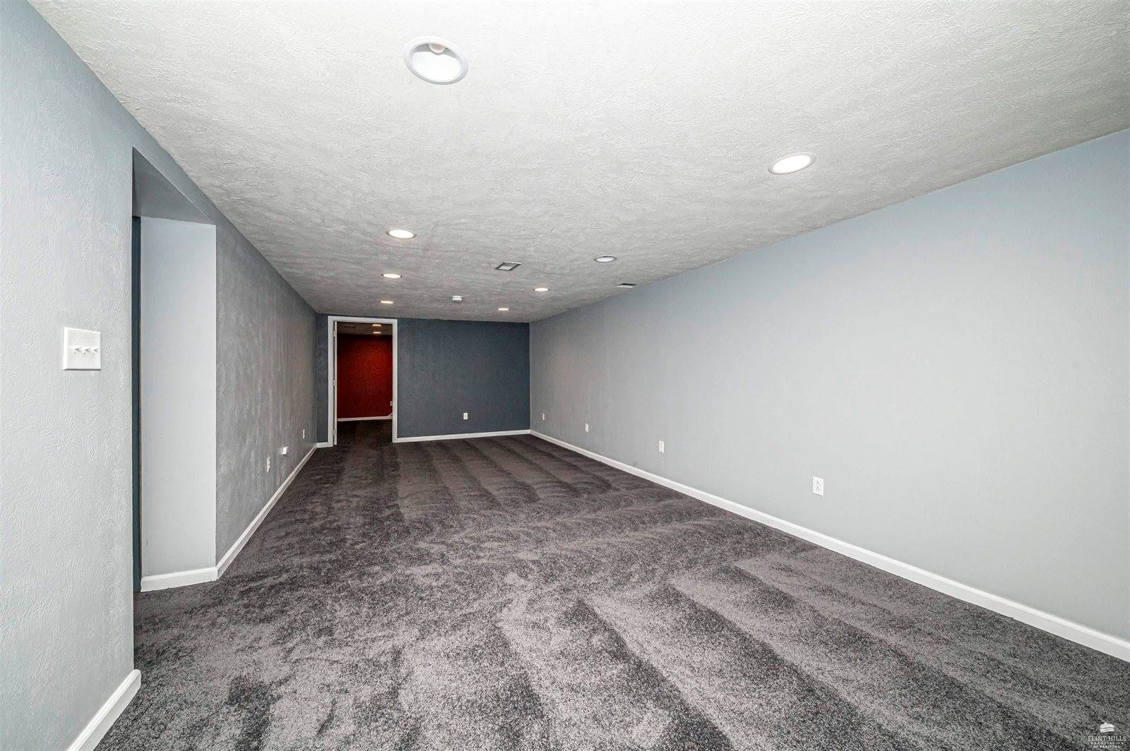 109 NE 13th, Abilene, KS 67410