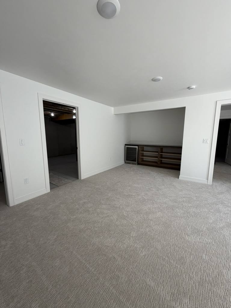 892 Cygnet Court, Menasha, WI 54952