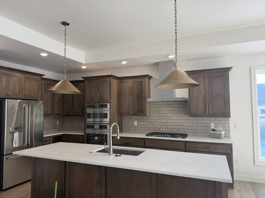 892 Cygnet Court, Menasha, WI 54952