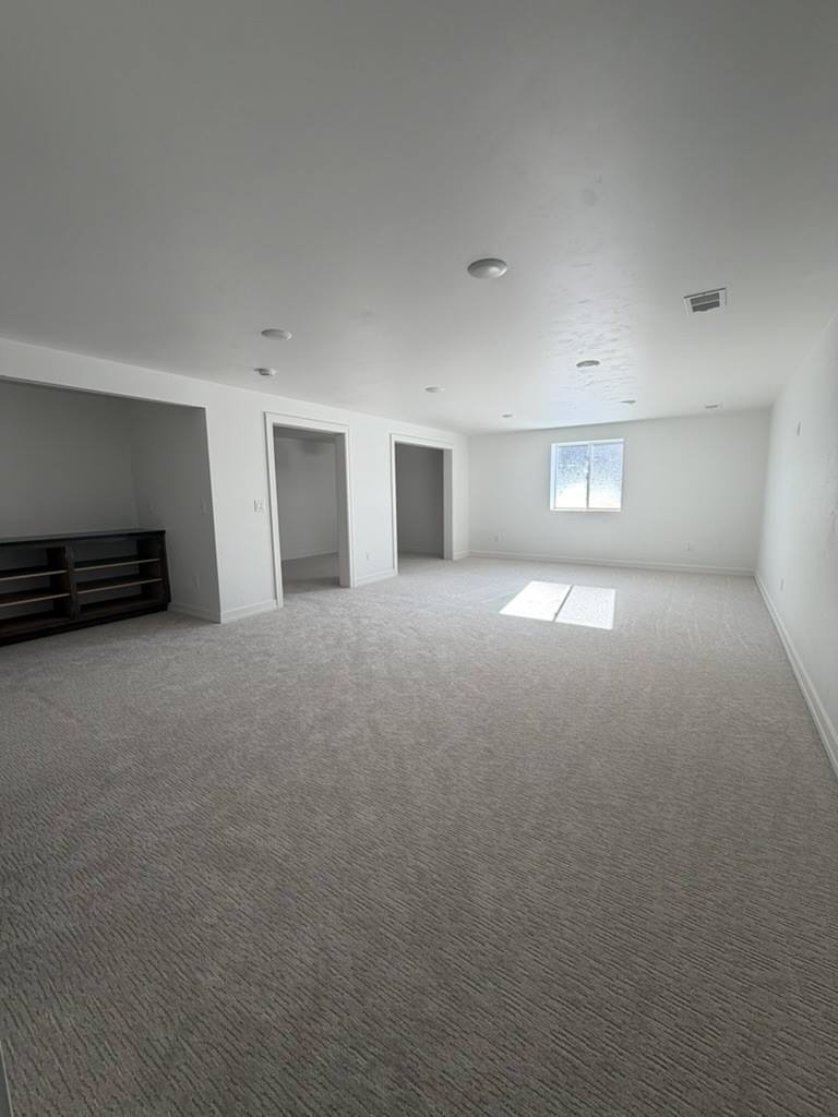 892 Cygnet Court, Menasha, WI 54952