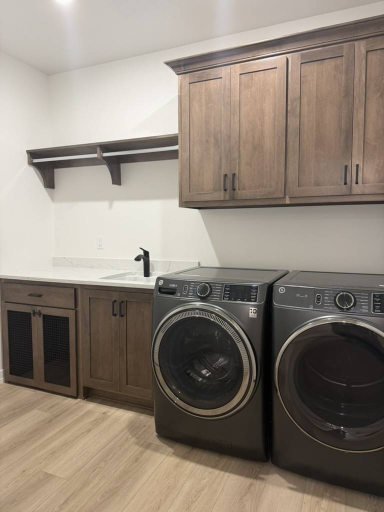 892 Cygnet Court, Menasha, WI 54952