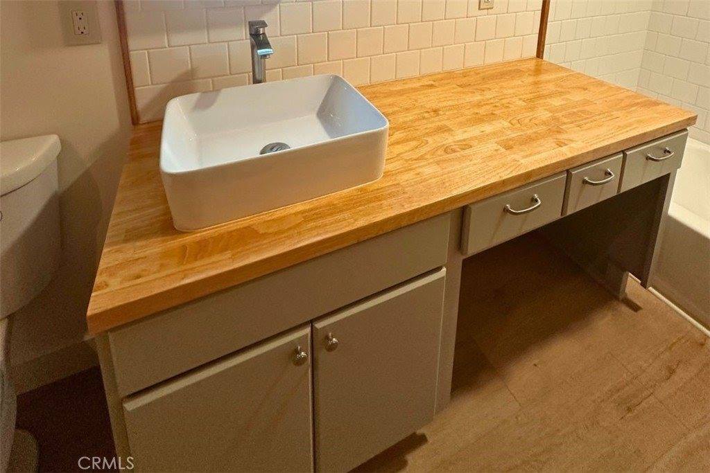 476 Redwood, Crestline, CA 92325