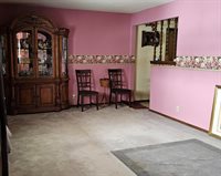 2420 North Edgemoor St, Wichita, KS 67220