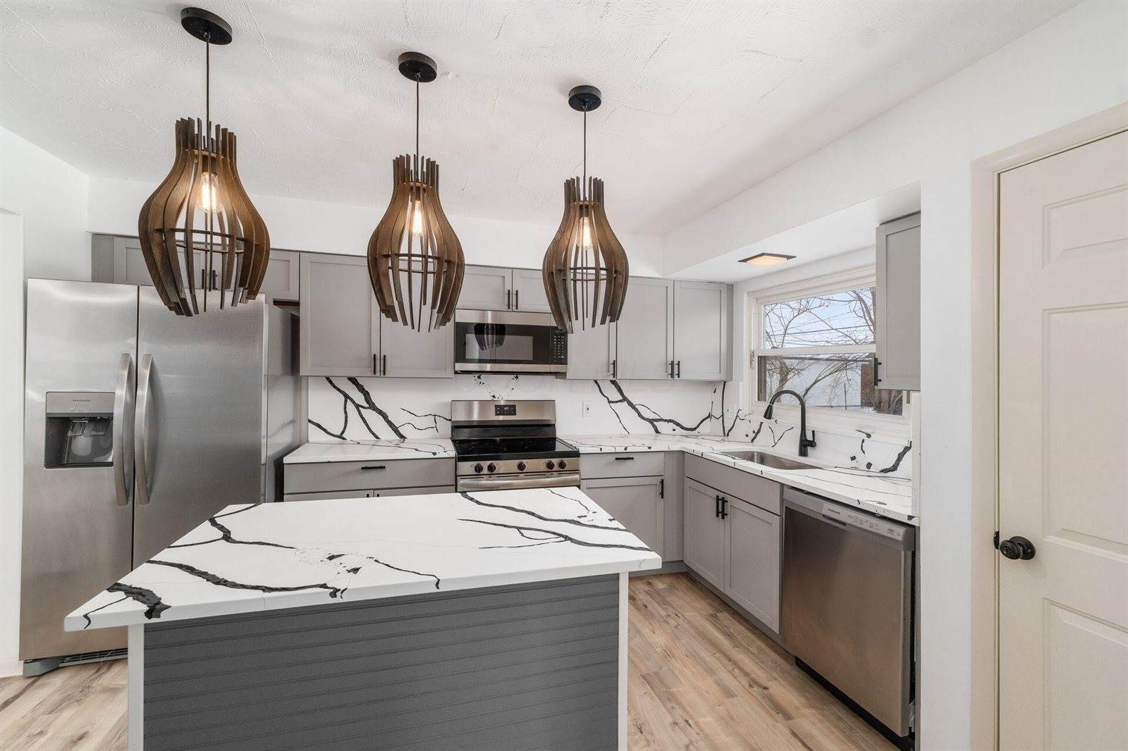 1792 Bostwick Road, Columbus, OH 43227