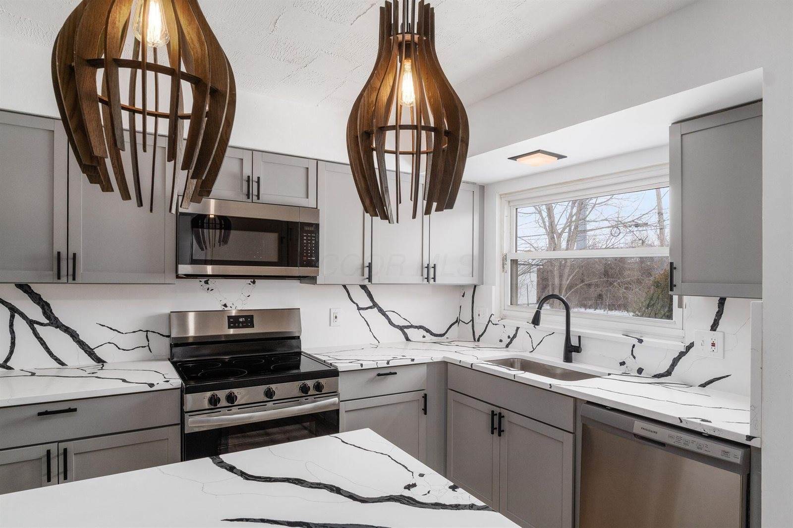 1792 Bostwick Road, Columbus, OH 43227