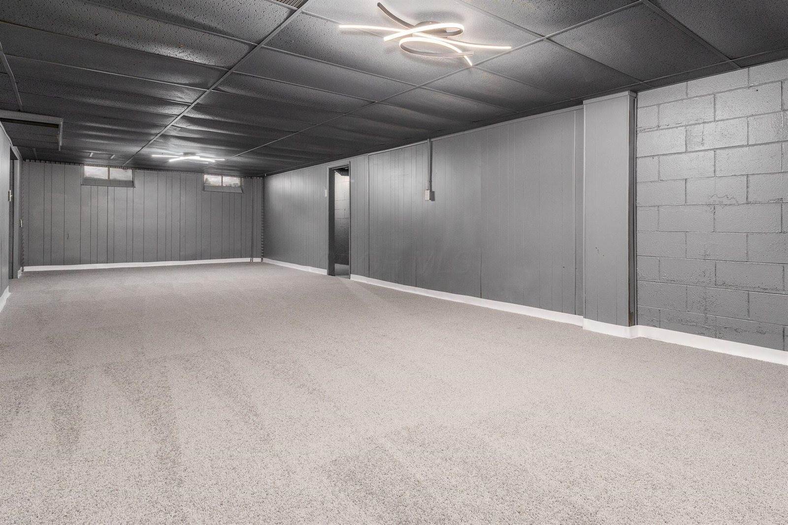 1792 Bostwick Road, Columbus, OH 43227