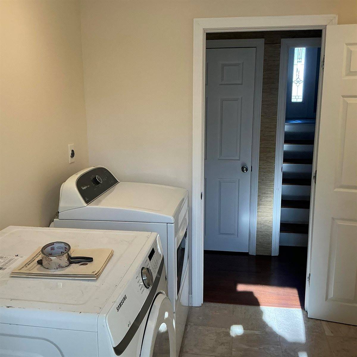 1 Carolyn Street, Topsham, ME 04086
