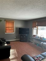 1 Carolyn Street, Topsham, ME 04086