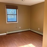 1 Carolyn Street, Topsham, ME 04086