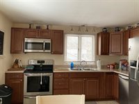 1 Carolyn Street, Topsham, ME 04086