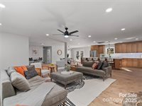 1109 South Prestonwood Drive, Hendersonville, NC 28739