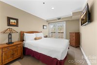 314 Bowling Park Road, Asheville, NC 28803