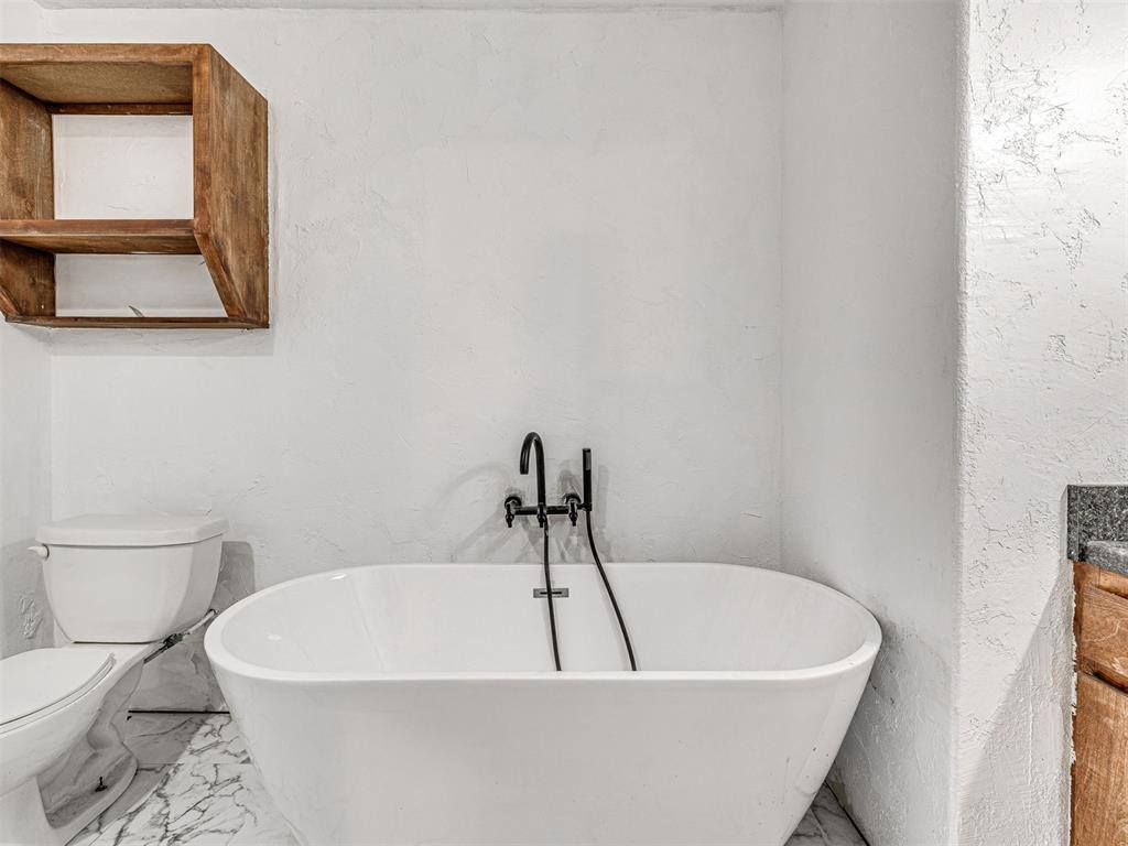 10899 NS Ns 3500 Road, Prague, OK 74864