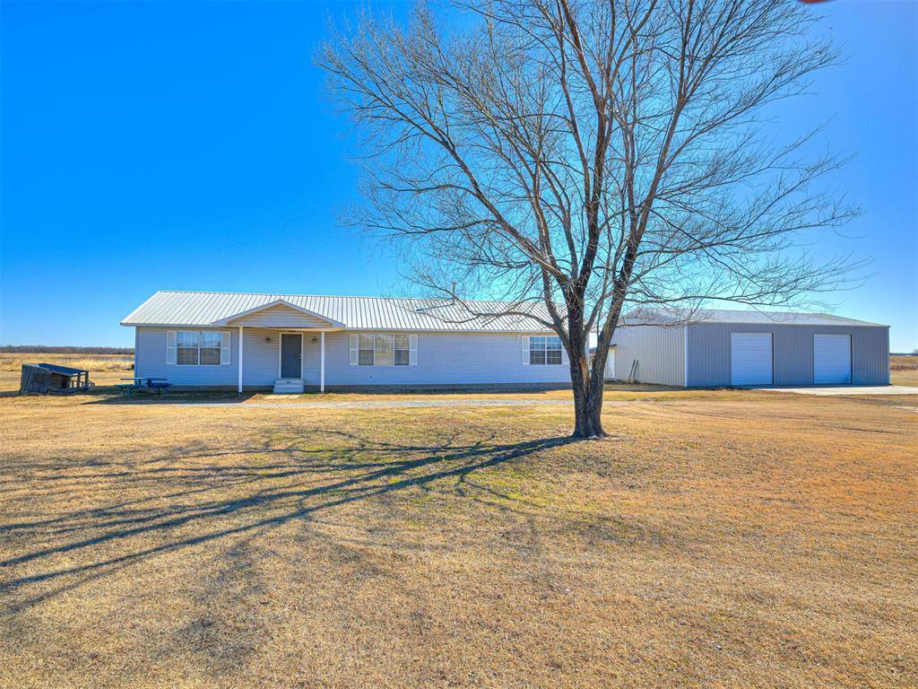 10899 NS Ns 3500 Road, Prague, OK 74864