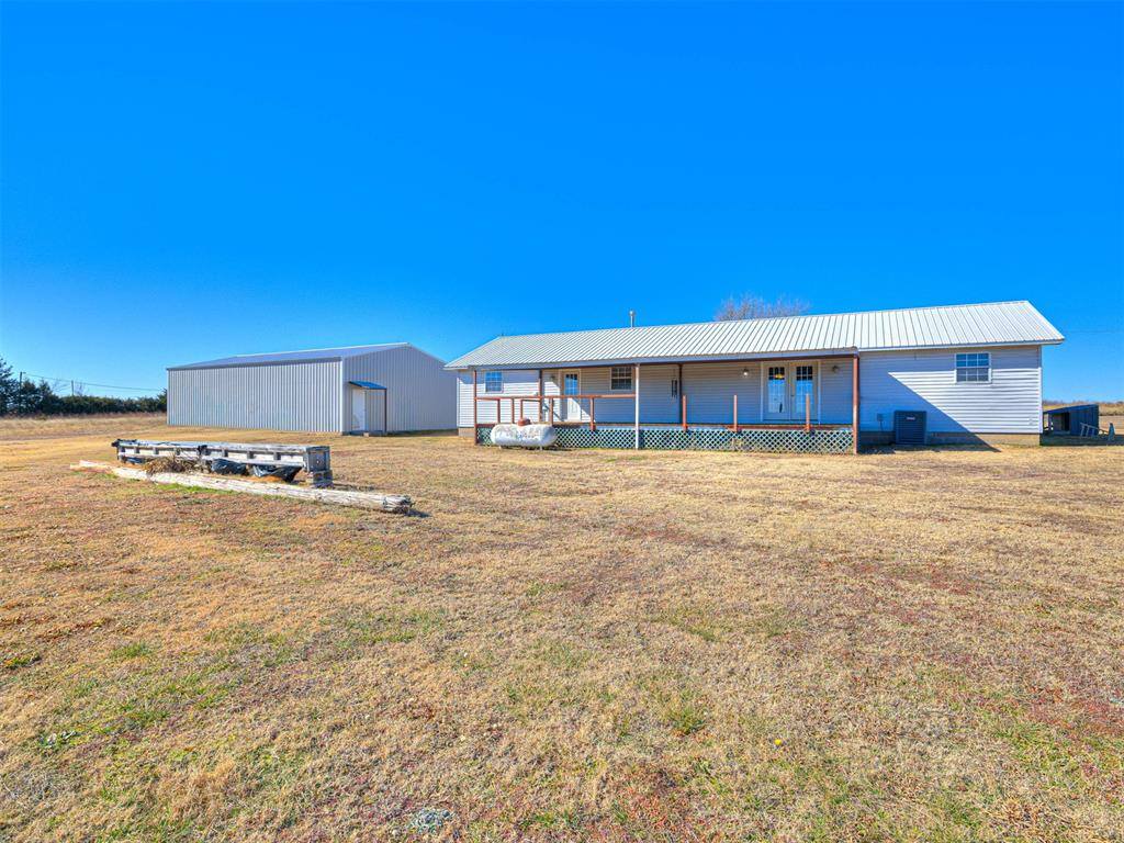 10899 NS Ns 3500 Road, Prague, OK 74864