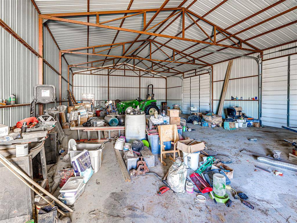 10899 NS Ns 3500 Road, Prague, OK 74864