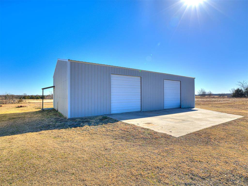 10899 NS Ns 3500 Road, Prague, OK 74864
