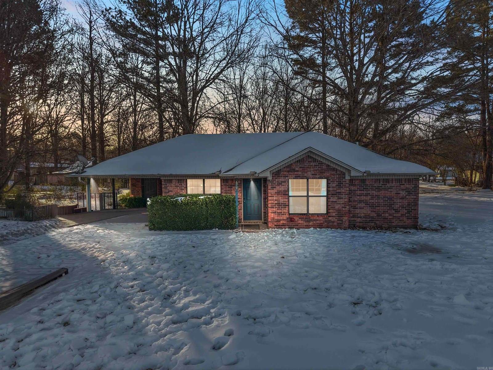 678 Main Street, Conway, AR 72032